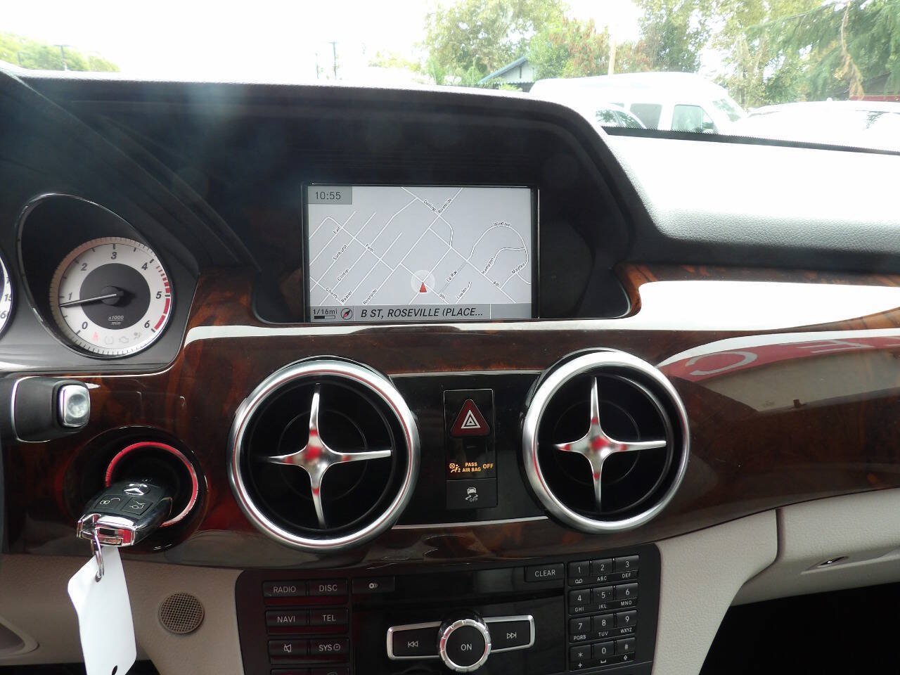 Used 2014 Mercedes-Benz GLK 250 BlueTEC 4MATIC image 7