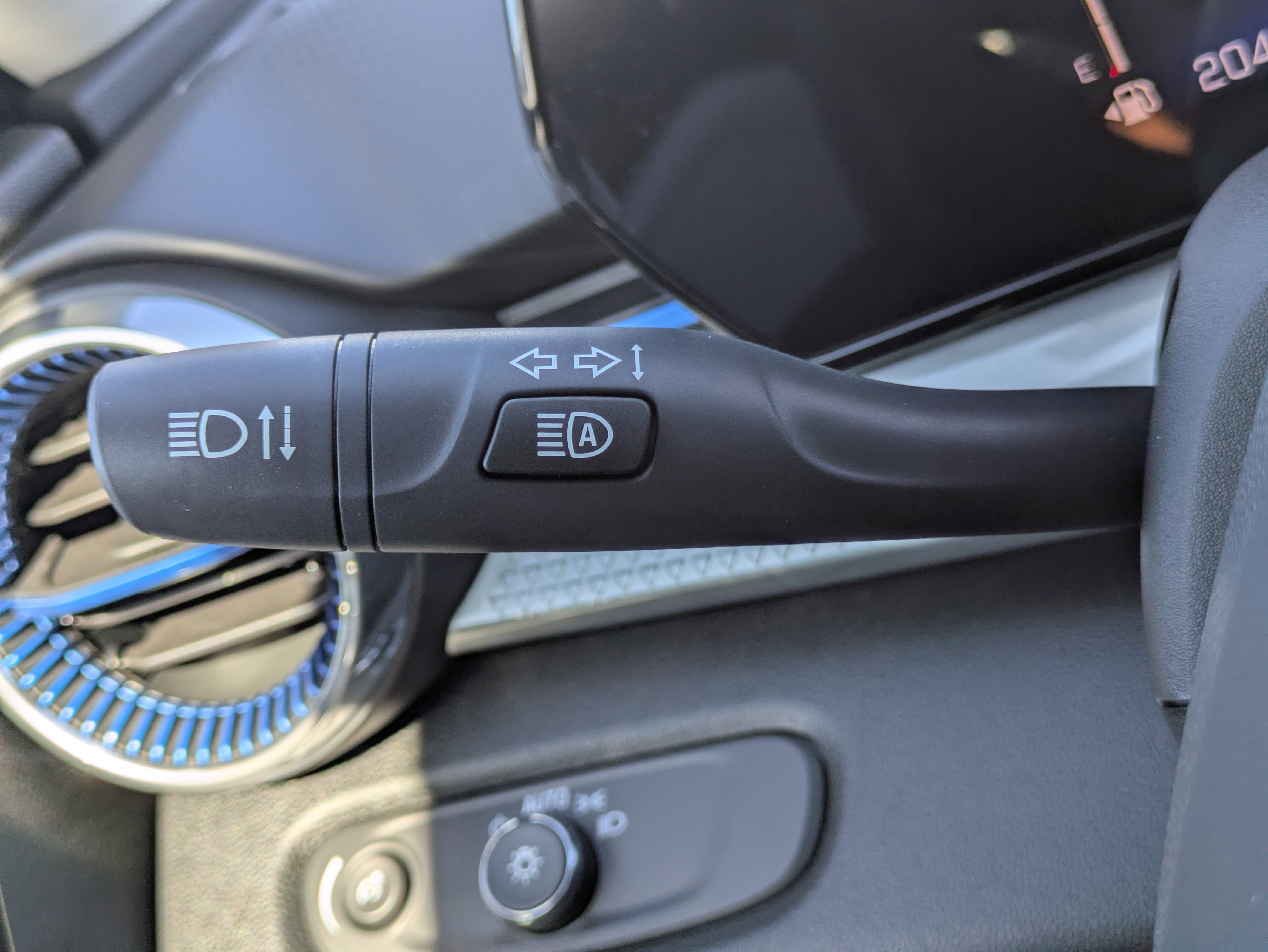 New 2026 Chevrolet Trax LT w/ Driver Confidence Package image 18