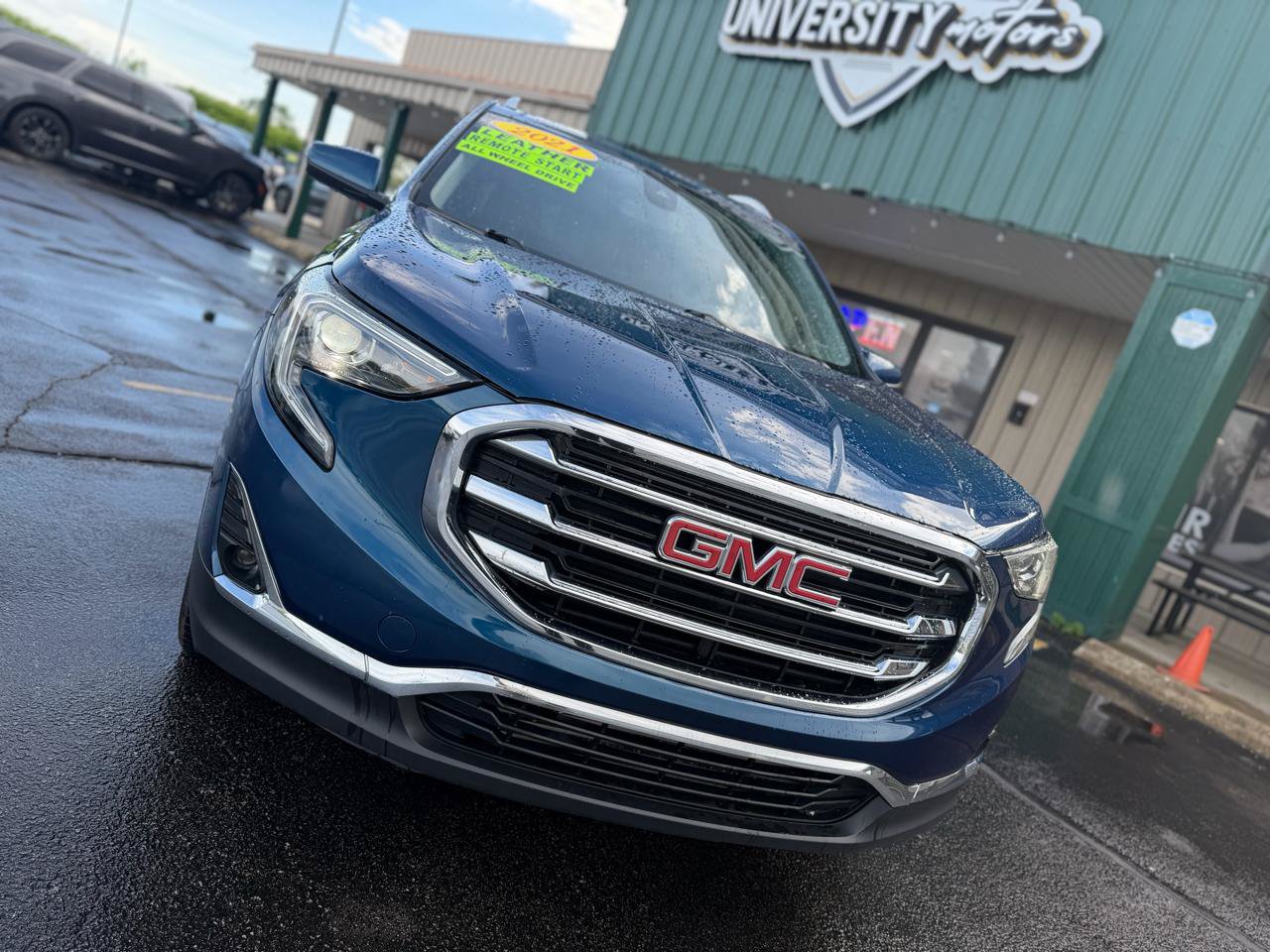 Used 2021 GMC Terrain SLT AWD/4WD image 9