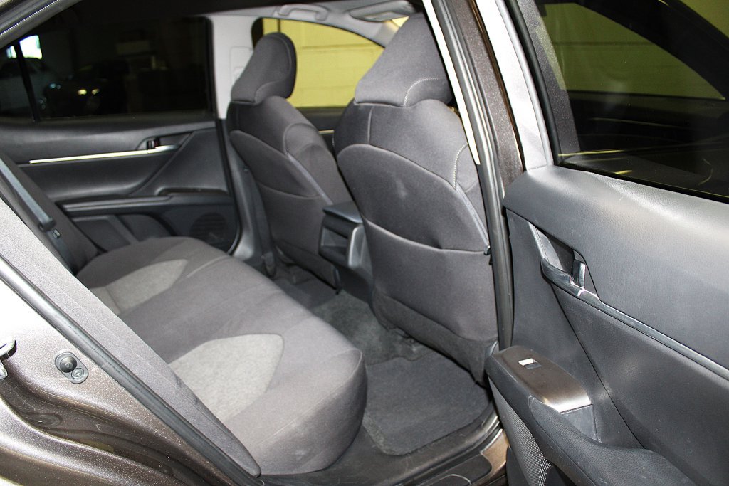 Used 2023 Toyota Camry LE FWD image 29