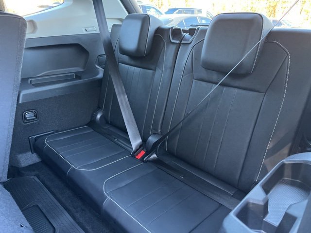 Used 2024 Volkswagen Tiguan SE image 14