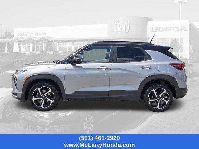 Used 2023 Chevrolet TrailBlazer RS FWD image 2