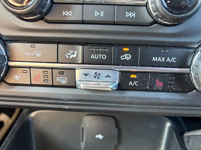 Used 2024 Ford Bronco Outer Banks AWD/4WD image 30