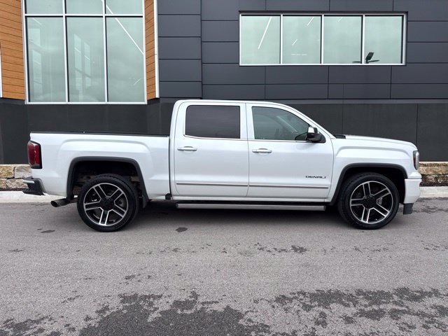 Used 2018 GMC Sierra 1500 Denali w/ Denali Ultimate Package AWD/4WD image 2