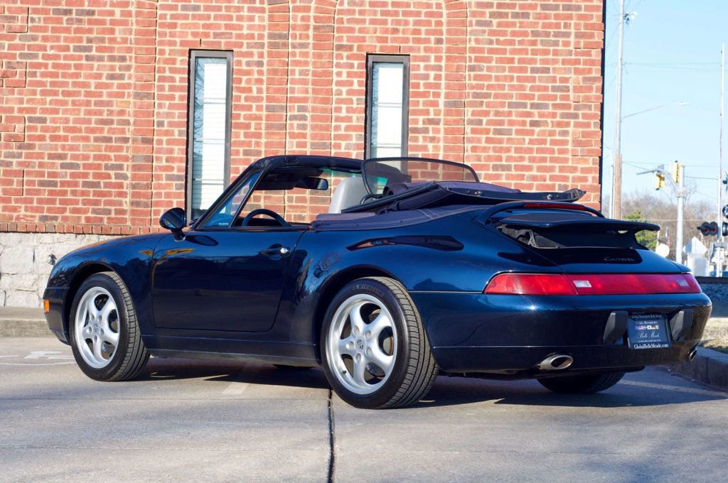 Used 1995 Porsche 911 Carrera image 7