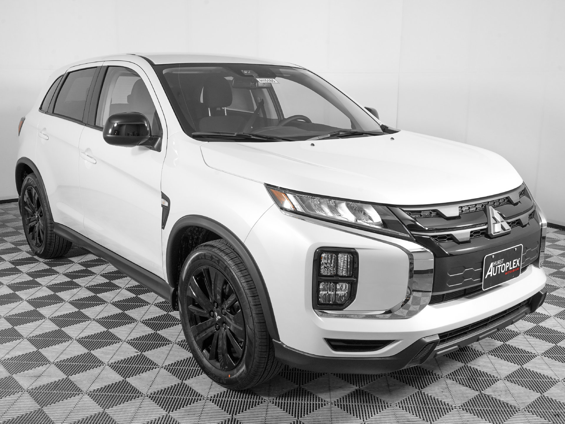 New 2027 Mitsubishi Outlander Sport LE FWD image 4