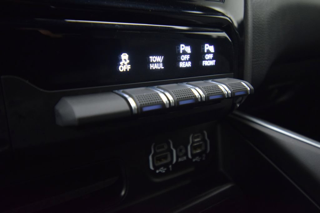 Used 2023 RAM 1500 Big Horn AWD/4WD image 36