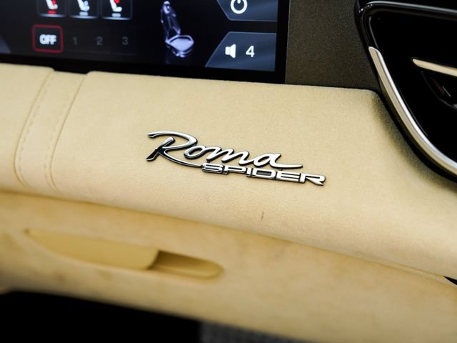 Used 2026 Ferrari Roma Spider RWD image 27