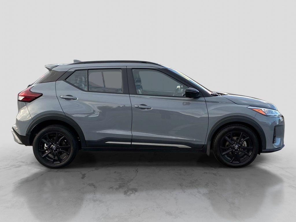 Certified 2024 Nissan Kicks SR w/ SR Premium Package FWD image 8
