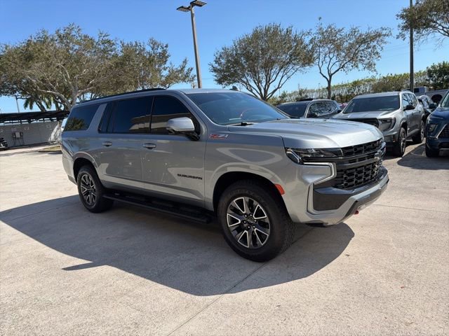 Certified 2024 Chevrolet Suburban Z71 w/ Luxury Package image 10