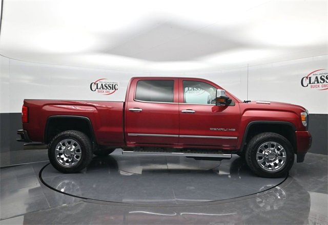 Used 2019 GMC Sierra 2500 Denali w/ Duramax Plus Package image 6