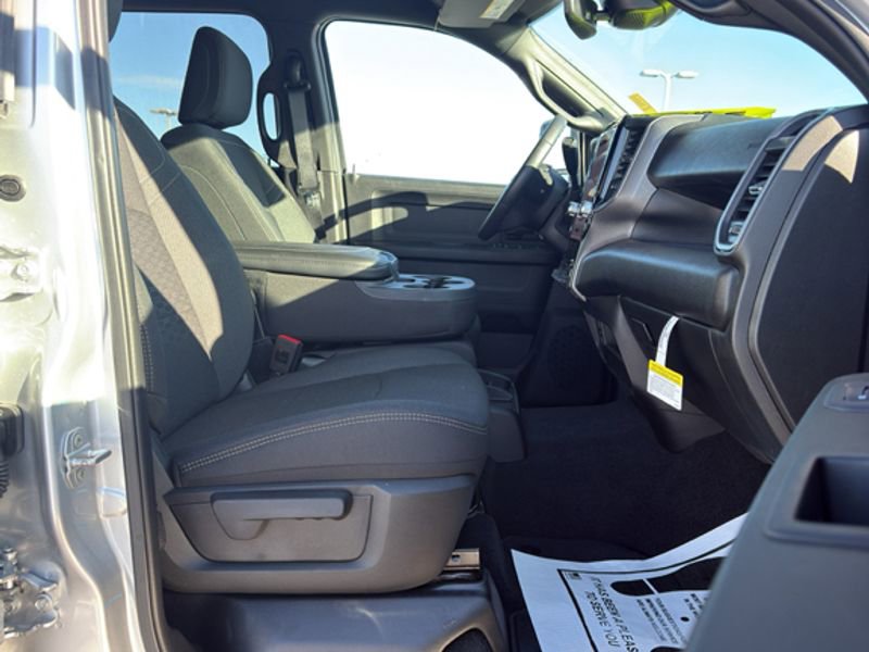 New 2026 RAM 2500 Tradesman AWD/4WD image 18
