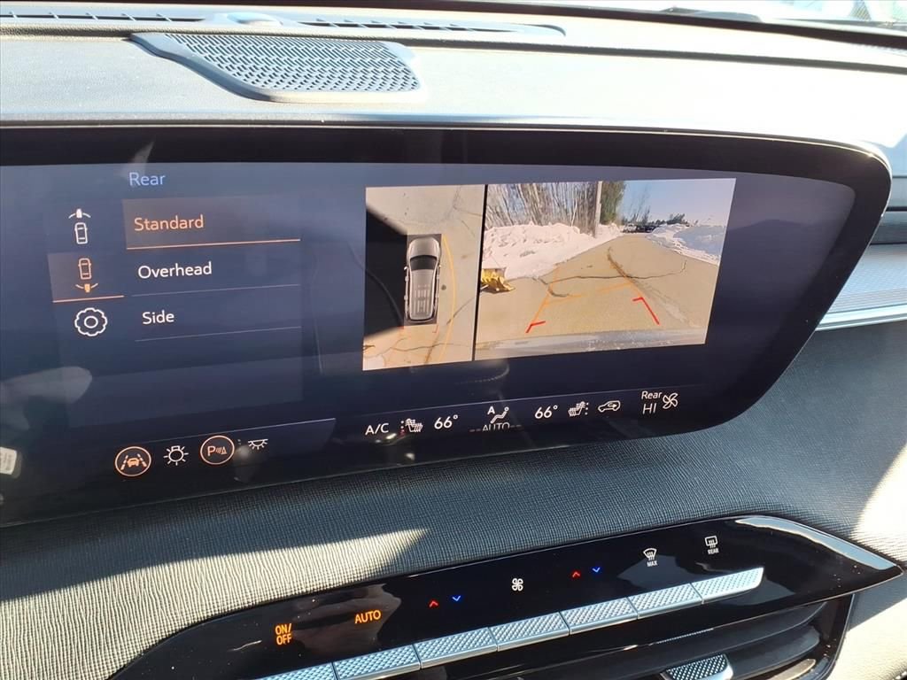 Used 2025 Buick Enclave Sport Touring image 22