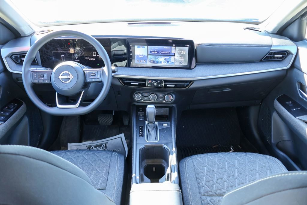 Certified 2025 Nissan Kicks SV image 6