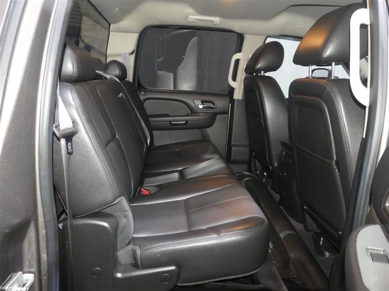 Used 2013 Chevrolet Silverado 3500 LTZ w/ LTZ Plus Package RWD image 26