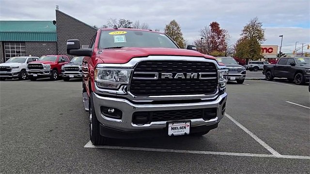 Used 2024 RAM 2500 Big Horn w/ Bed Utility Group image 6