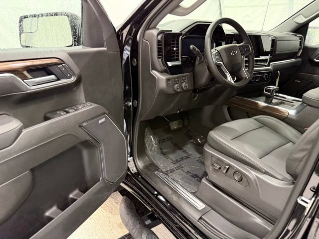 New 2026 Chevrolet Silverado 1500 RST w/ Convenience Package II AWD/4WD image 31