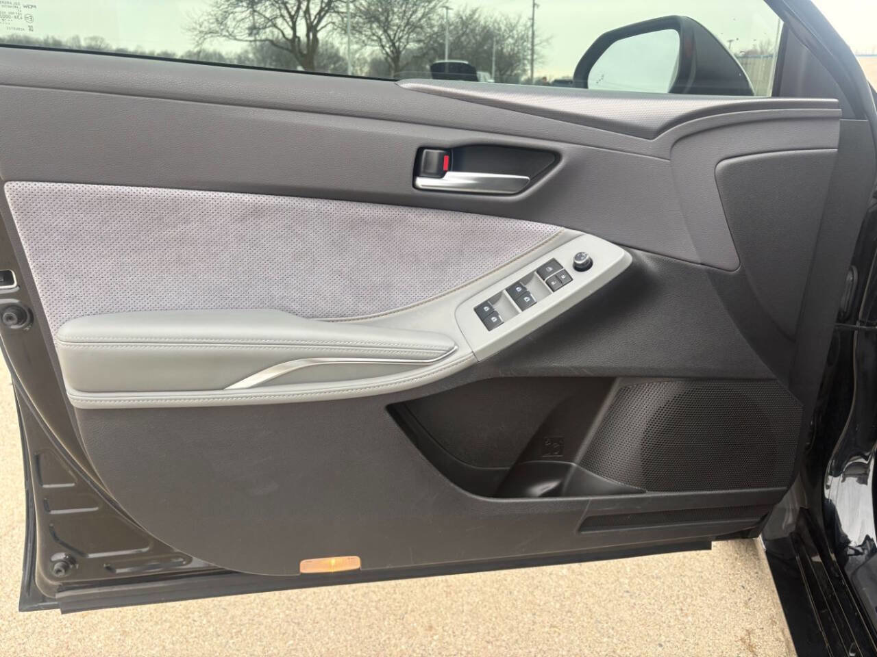 Used 2019 Toyota Avalon XSE w/ All Weather Liner Package image 4