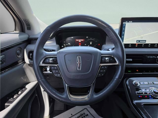 Used 2022 Lincoln Nautilus Reserve w/ Equipment Group 201A FWD image 17