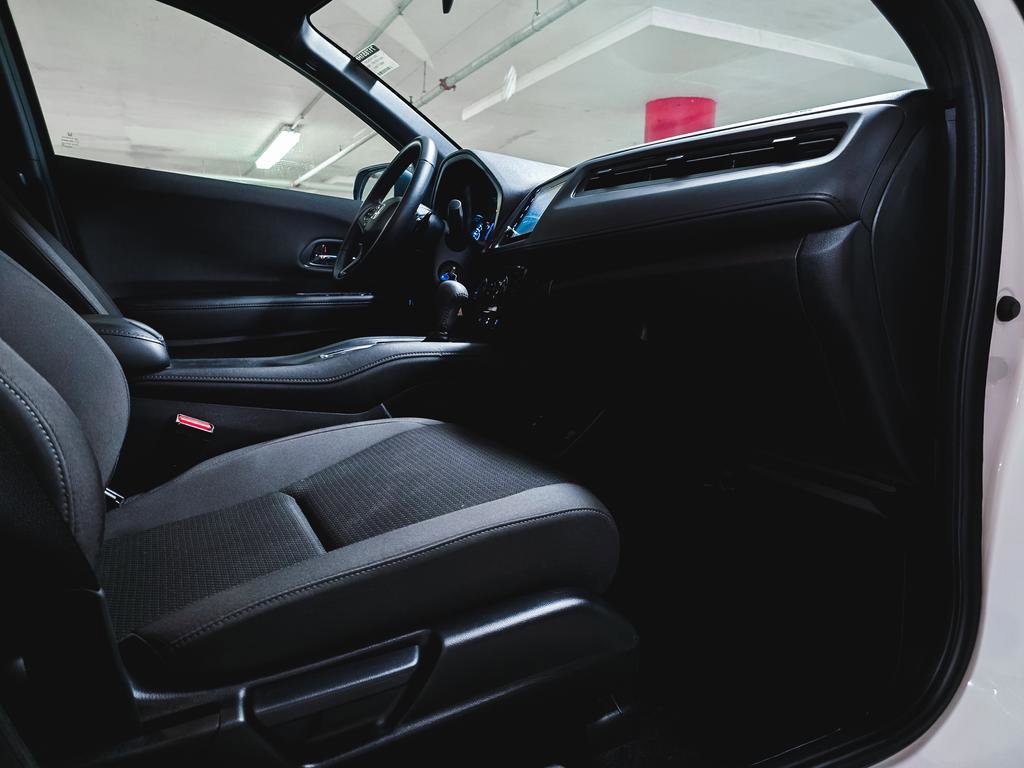 Used 2021 Honda HR-V Sport image 33