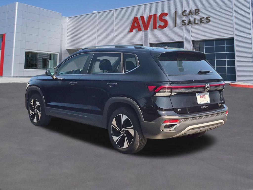 Used 2025 Volkswagen Taos SE AWD/4WD image 9