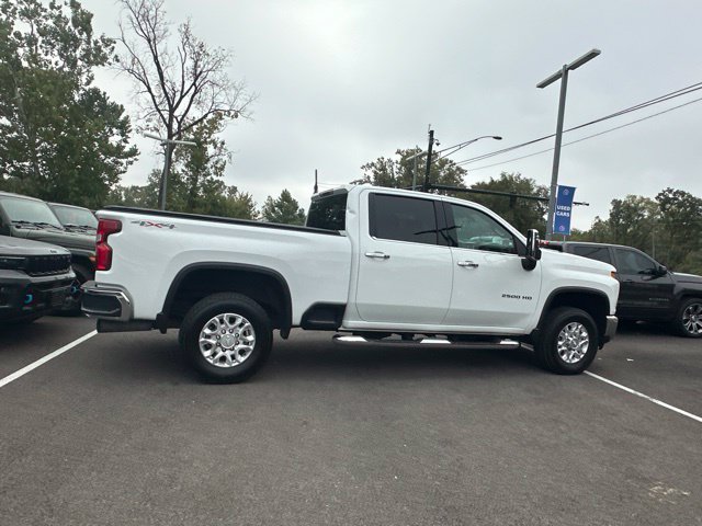 Used 2020 Chevrolet Silverado 2500 LTZ AWD/4WD image 17