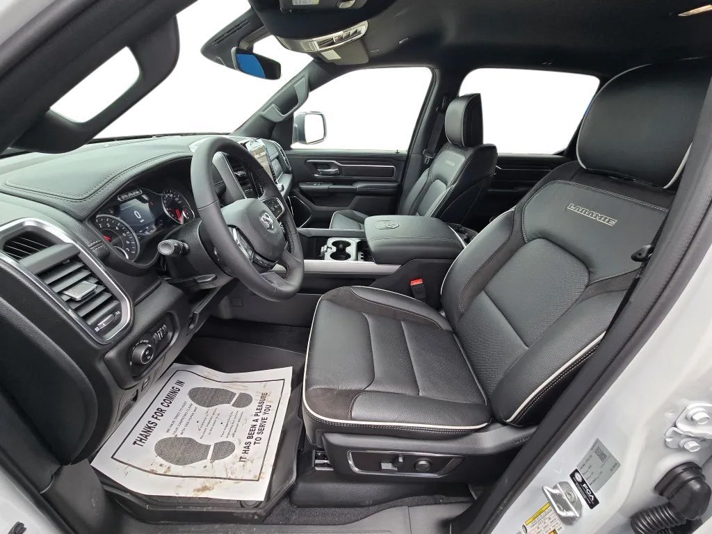 New 2026 RAM 1500 Laramie AWD/4WD image 11