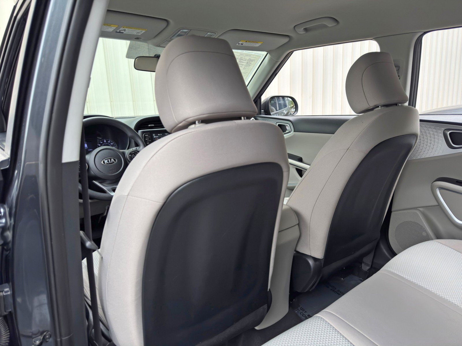 Used 2020 Kia Soul LX FWD image 27
