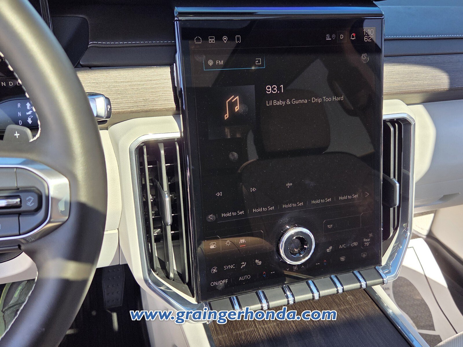 Used 2024 GMC Acadia Denali w/ Super Cruise Package image 20