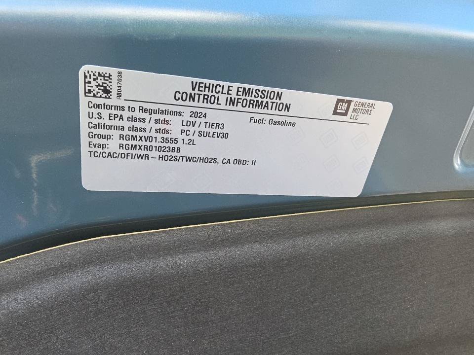 Used 2024 Buick Envista Sport Touring w/ Convenience II Package FWD image 17
