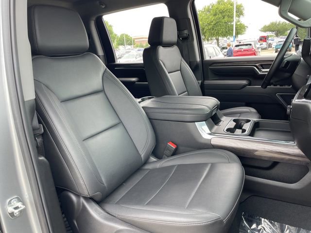 Used 2025 Chevrolet Silverado 2500 LTZ w/ LTZ Convenience Package image 27