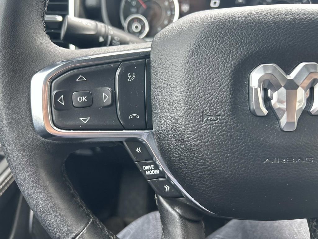 Used 2025 RAM 1500 Laramie image 19