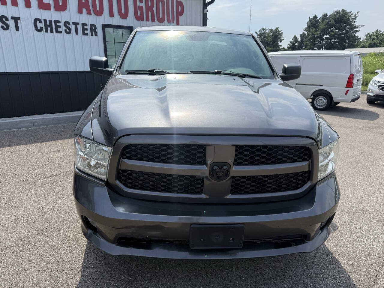 Used 2015 RAM 1500 ST AWD/4WD image 3