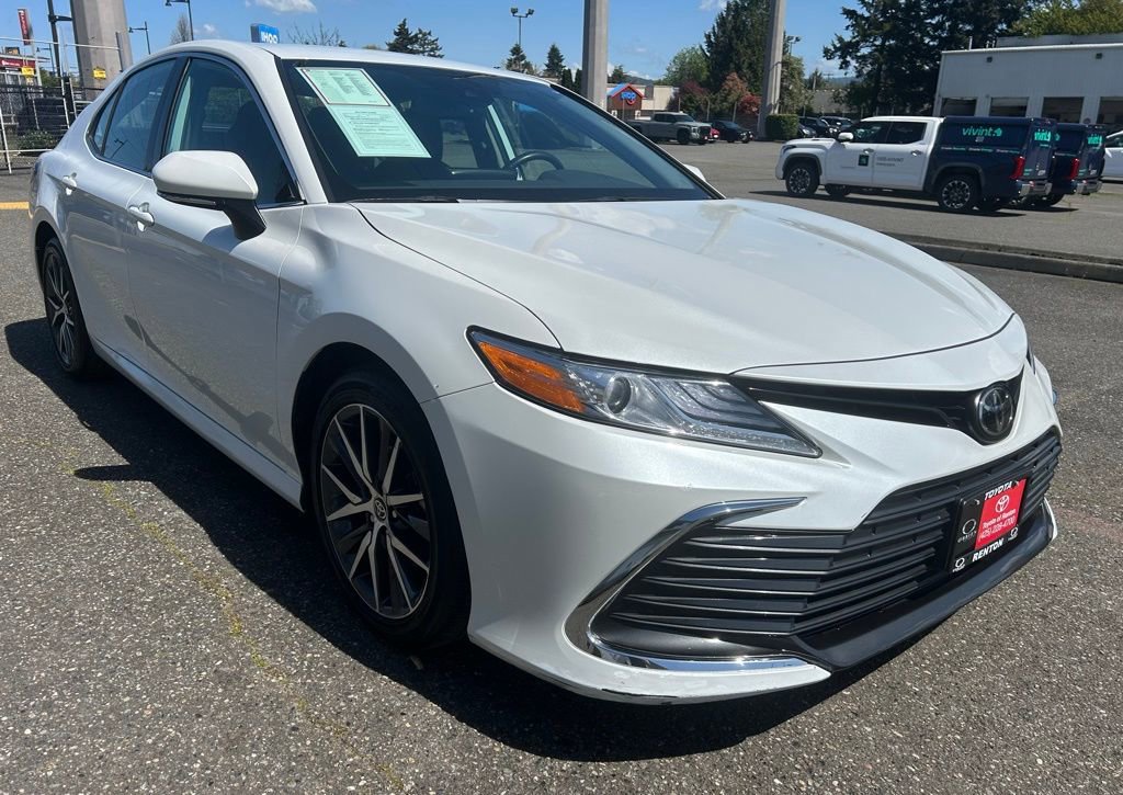 Certified 2024 Toyota Camry XLE w/ Cold Weather Package FWD image 3