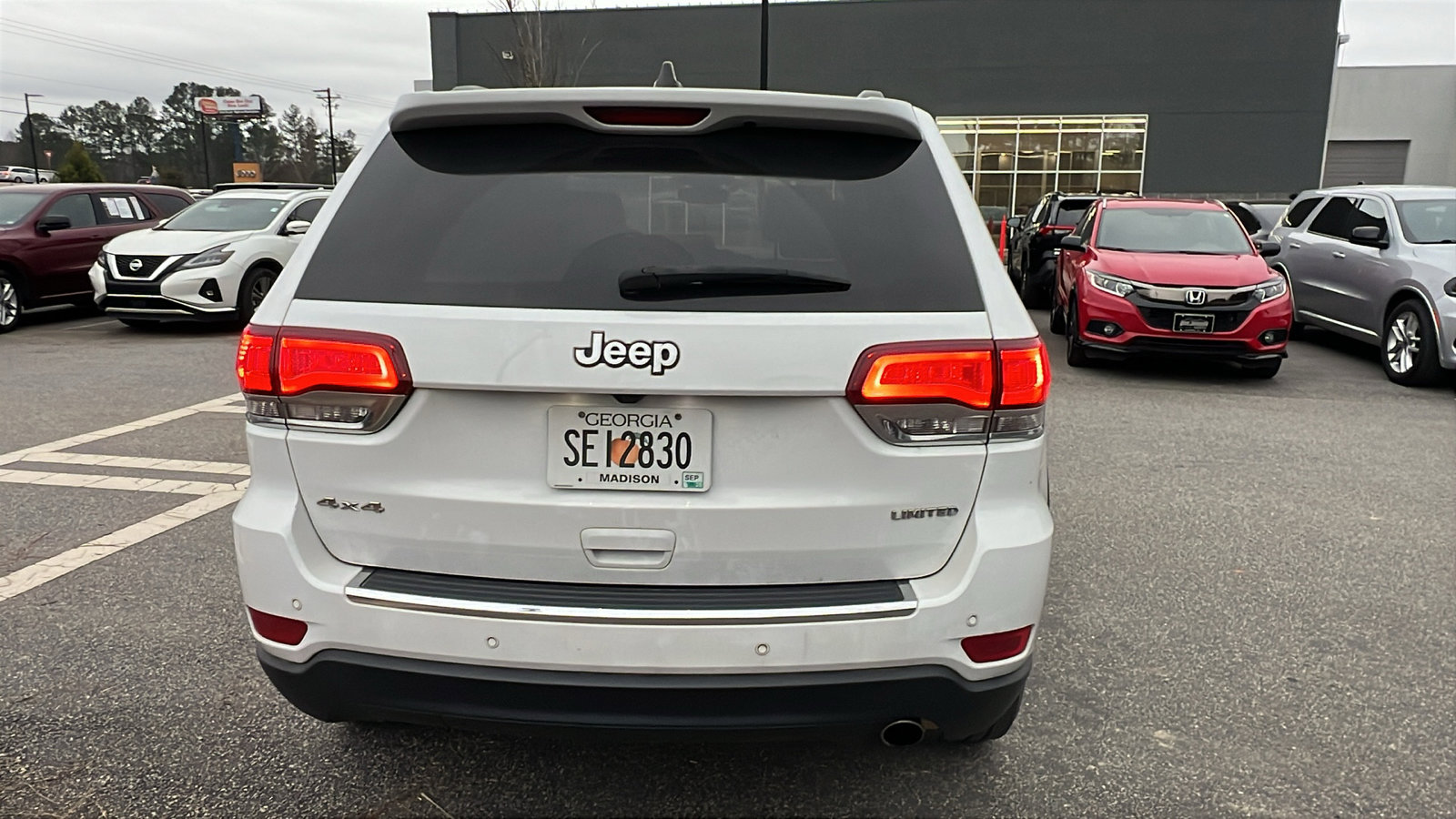 Used 2022 Jeep Grand Cherokee Limited image 9