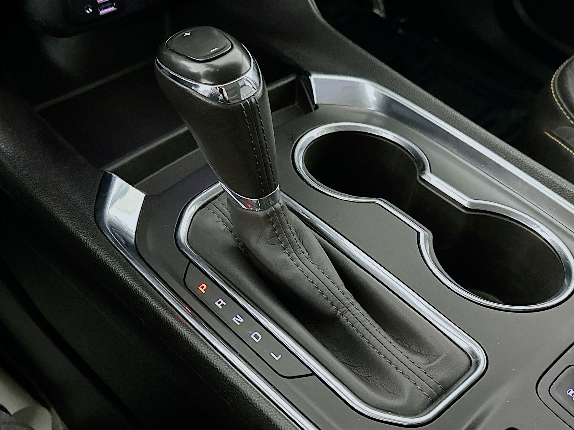 Used 2020 Chevrolet Traverse LT w/ LT Premium Package image 16