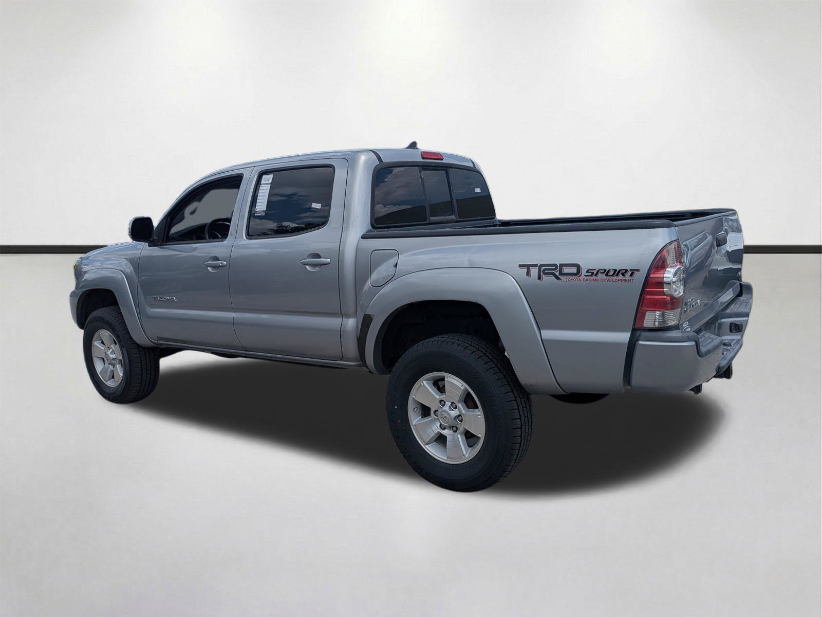 Used 2015 Toyota Tacoma 4x4 Double Cab w/ TRD Sport Package image 6