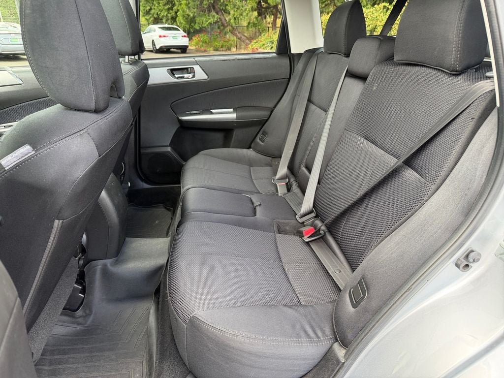 Used 2012 Subaru Forester 2.5X Premium AWD/4WD image 33