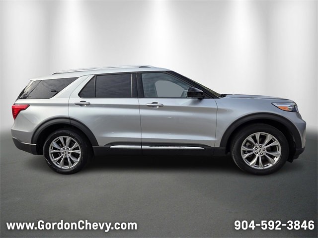 Used 2023 Ford Explorer Limited image 7