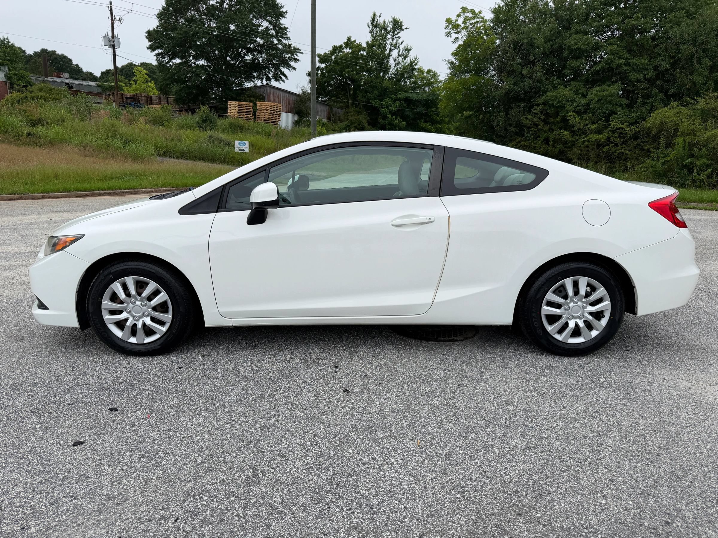 Used 2012 Honda Civic LX image 2