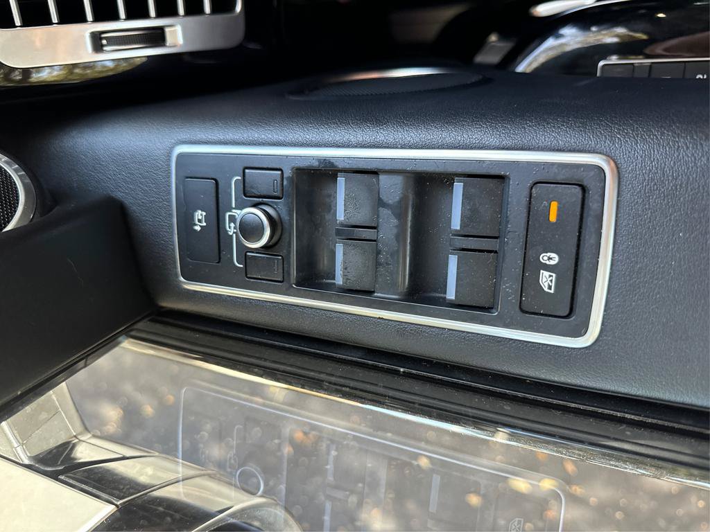 Used 2016 Land Rover Range Rover HSE AWD/4WD image 29