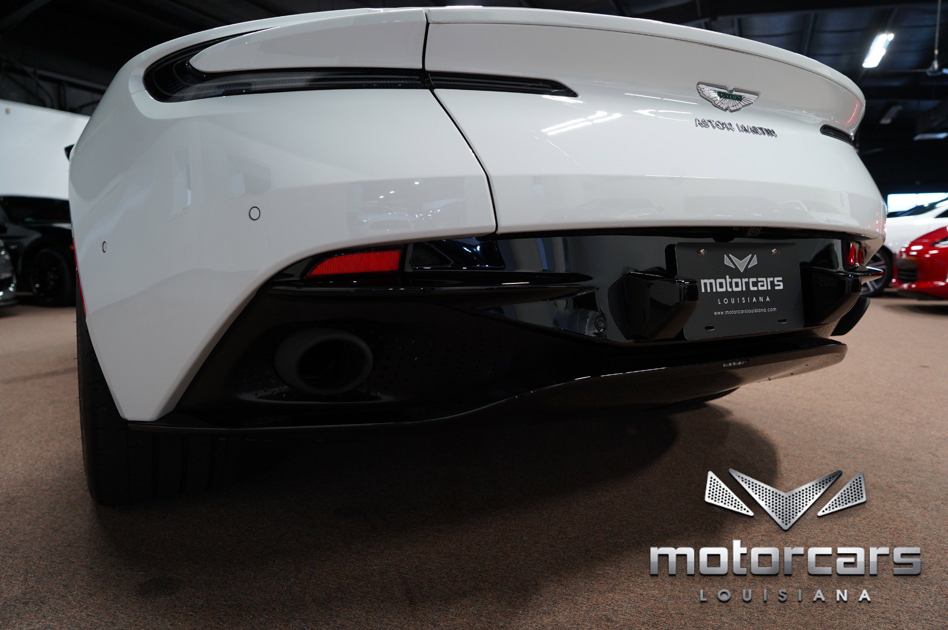 Used 2018 Aston Martin DB11 Coupe image 21