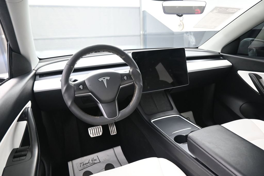 Used 2022 Tesla Model Y Performance AWD/4WD image 25