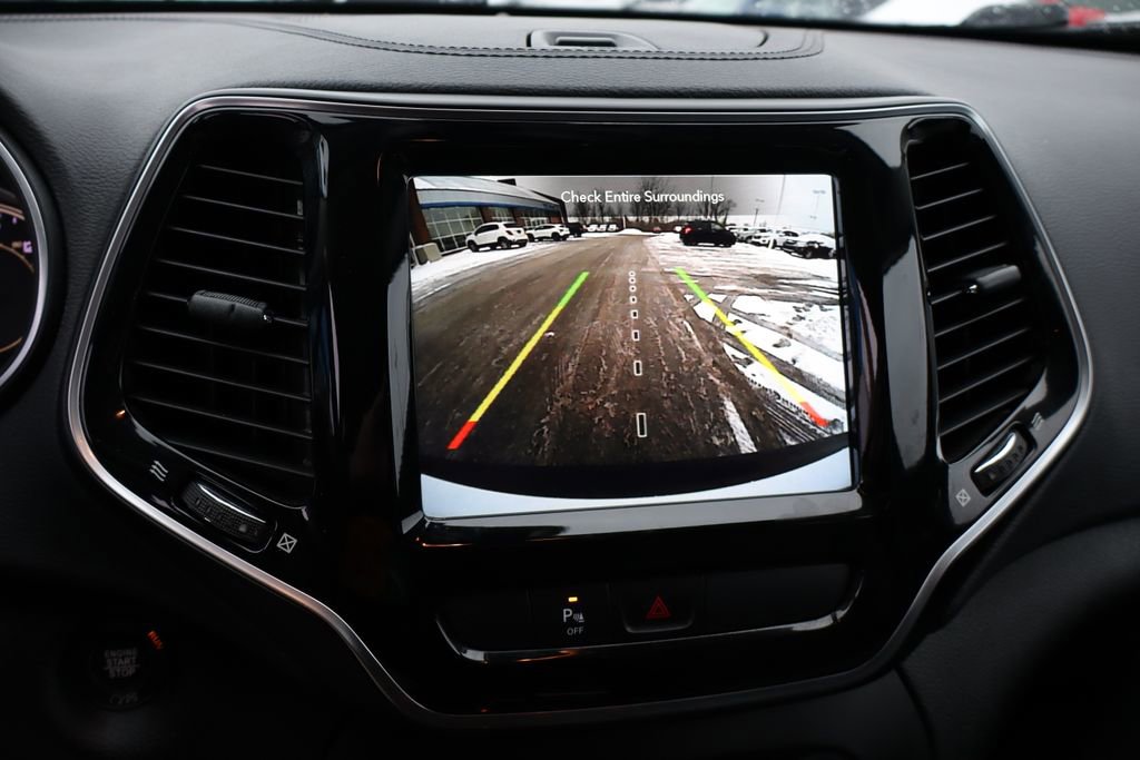 Used 2020 Jeep Cherokee Limited image 22