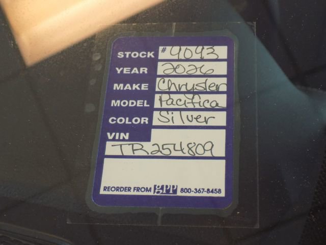New 2026 Chrysler Pacifica Select image 43