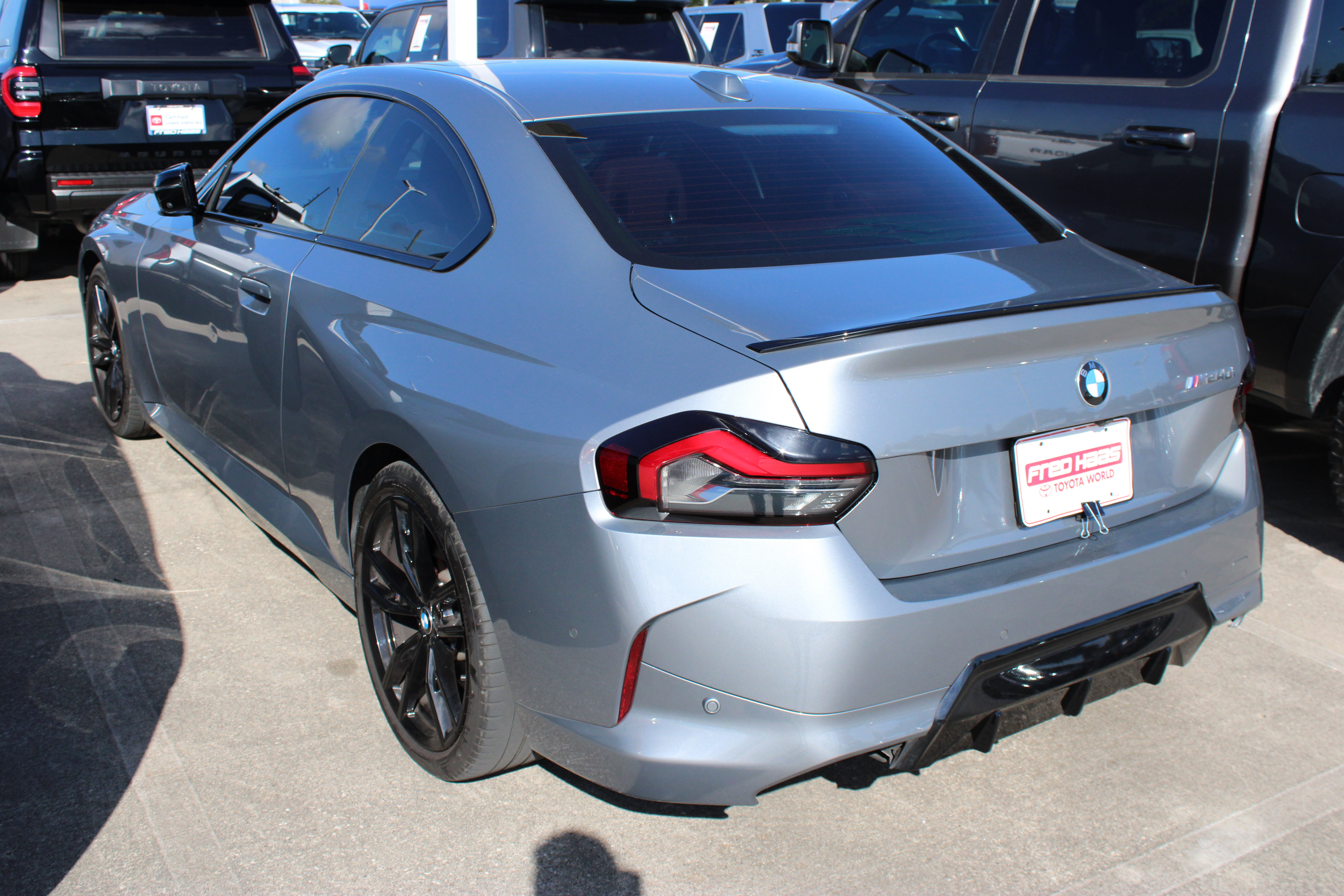 Used 2025 BMW M240i Coupe RWD image 6