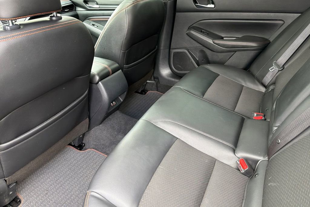 Used 2020 Nissan Altima 2.5 SR w/ Premium Package AWD/4WD image 9