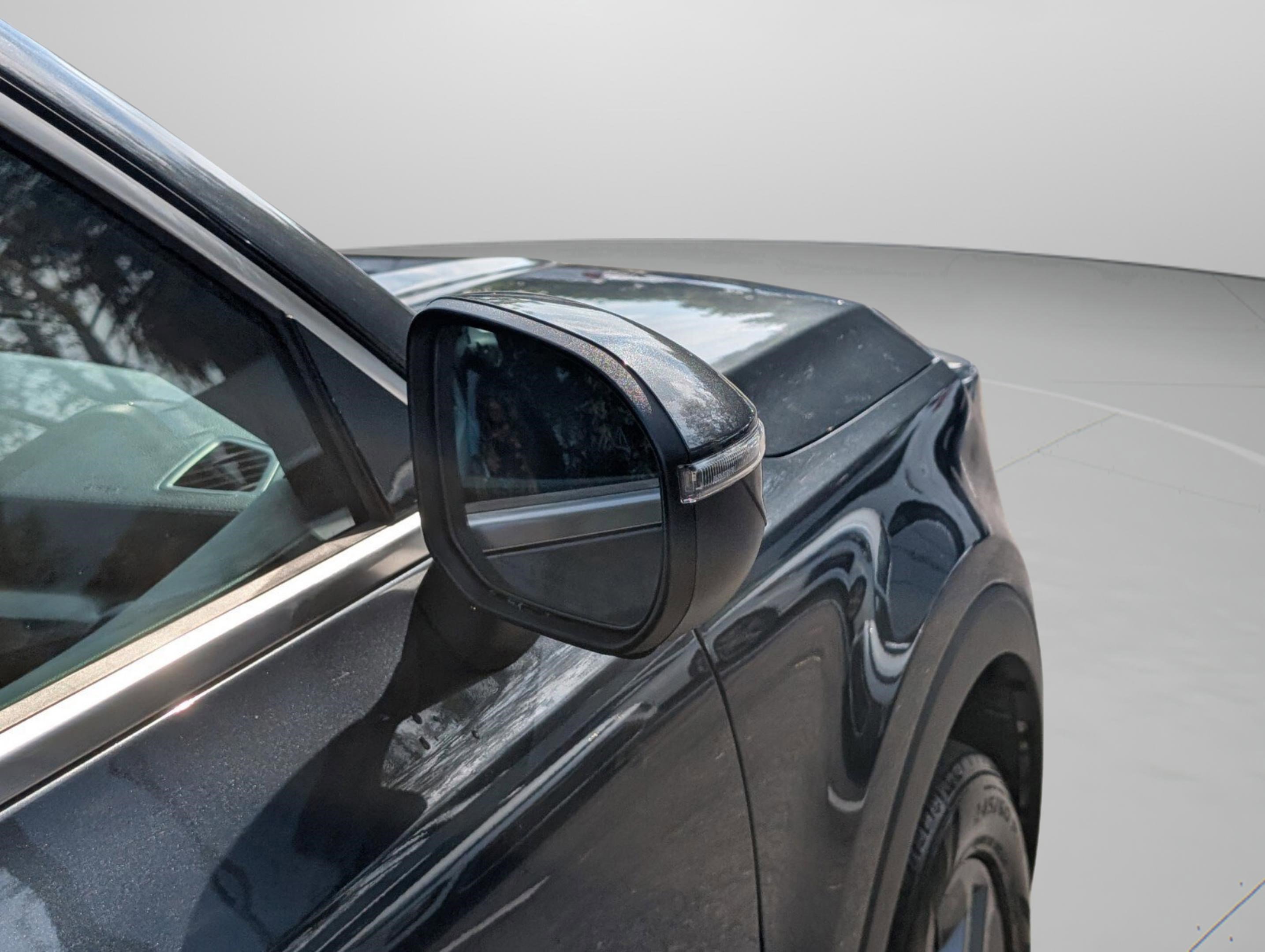 Certified 2024 Kia Telluride LX image 27