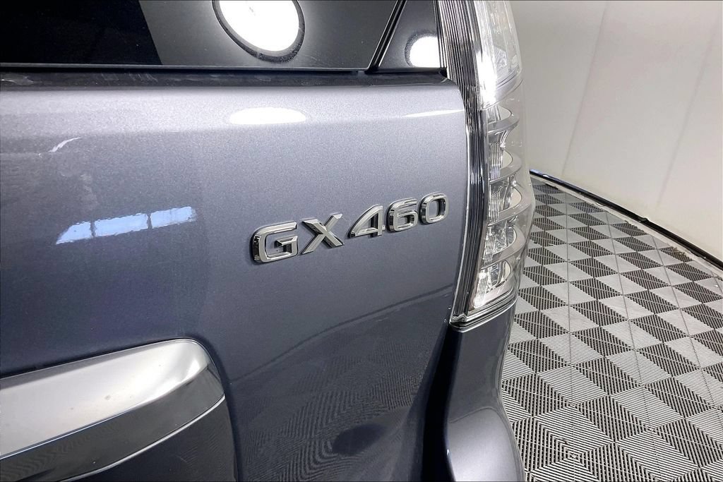 Used 2022 Lexus GX 460 Luxury w/ Off Road Package AWD/4WD image 23