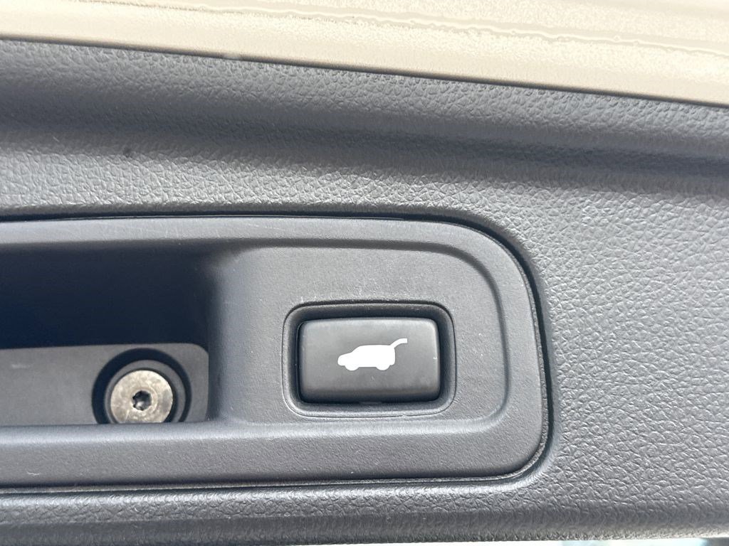 Certified 2022 Honda Pilot TrailSport image 17